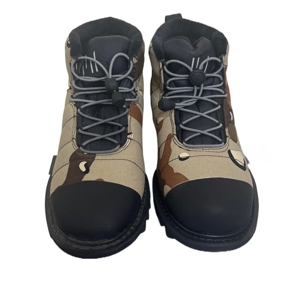 Holden Women’s Après Boot in Natural Chocolate Camo NIB - Picture 3 of 7